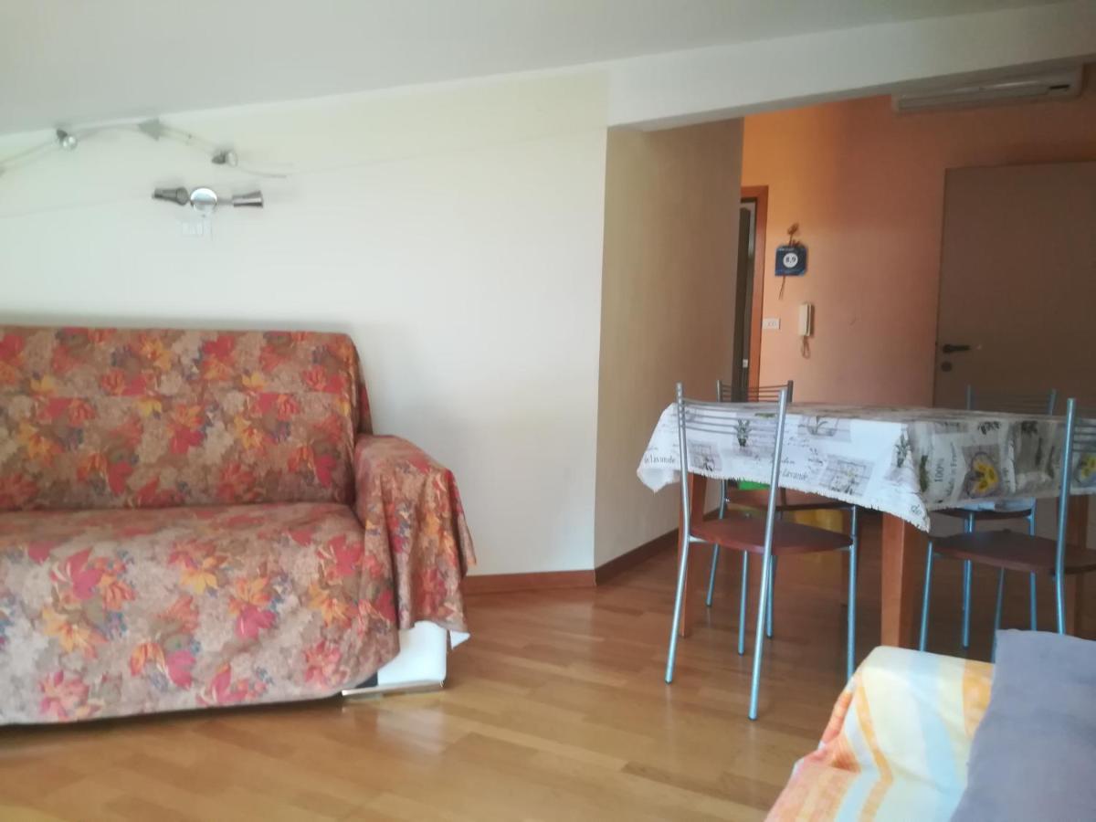 Mansarda Raggio Di Sole Bed & Breakfast Verona Exterior photo